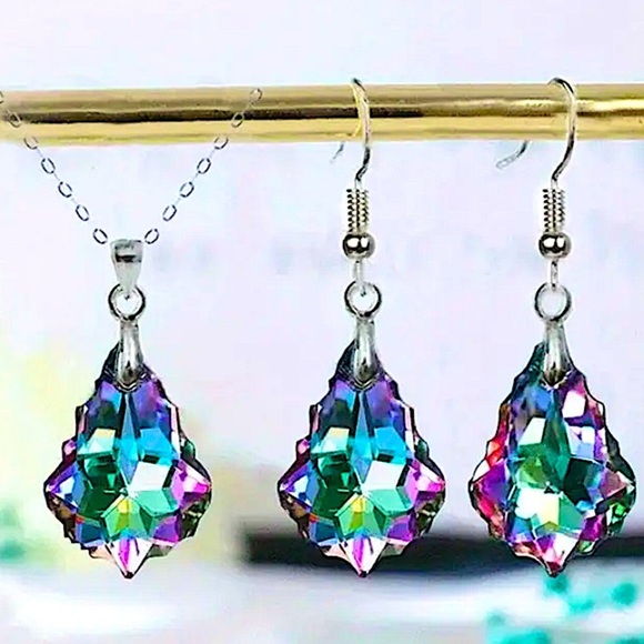 Austrian Crystal Necklace Earrings Set Mystic Fire Silver Dangle Baroque Leaf E… - Picture 1 of 3